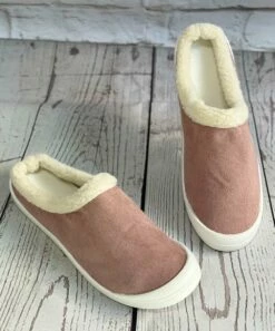 Best Sale 😀 BUTITI Pink Faux Fur-Lined Slipper - 👩 Women 🔥