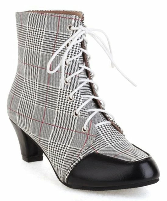 New ๐งจ BUTITI Black & Gray Plaid Lace-Up Bootie - ๐ฉ Women ๐ฏ 3 New ๐งจ BUTITI Black & Gray Plaid Lace-Up Bootie - ๐ฉ Women ๐ฏ - Image 3