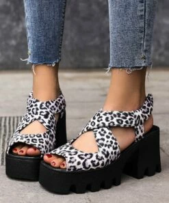 Cheapest 🎁 BUTITI White & Black Leopard Chunky Crisscross 🩴 Sandal - 👩 Women 😀 -BUTITI Shop zu104180299 alt 1 tm1647622372