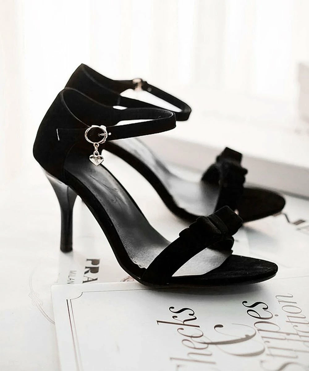 Promo 🤩 BUTITI Black Bow-Detail Ankle-Strap Velvet 🩴 Sandal - 👩 Women 🔥 4 Promo 🤩 BUTITI Black Bow-Detail Ankle-Strap Velvet 🩴 Sandal - 👩 Women 🔥 - Image 4