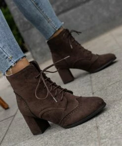 Flash Sale 😀 BUTITI Brown Solid Lace-Up Ankle Boot - 👩 Women 😀 -BUTITI Shop zu106492234 alt 2 tm1654713113