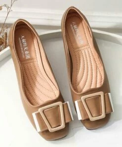 Discount 🛒 BUTITI Brown Buckle-Accent Flat - 👩 Women 🌟