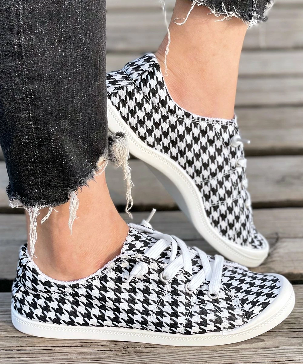 Best Pirce โ๏ธ BUTITI Black & White Houndstooth ๐ Sneaker - ๐ฉ Women โญ 2 Best Pirce โ๏ธ BUTITI Black & White Houndstooth ๐ Sneaker - ๐ฉ Women โญ - Image 2